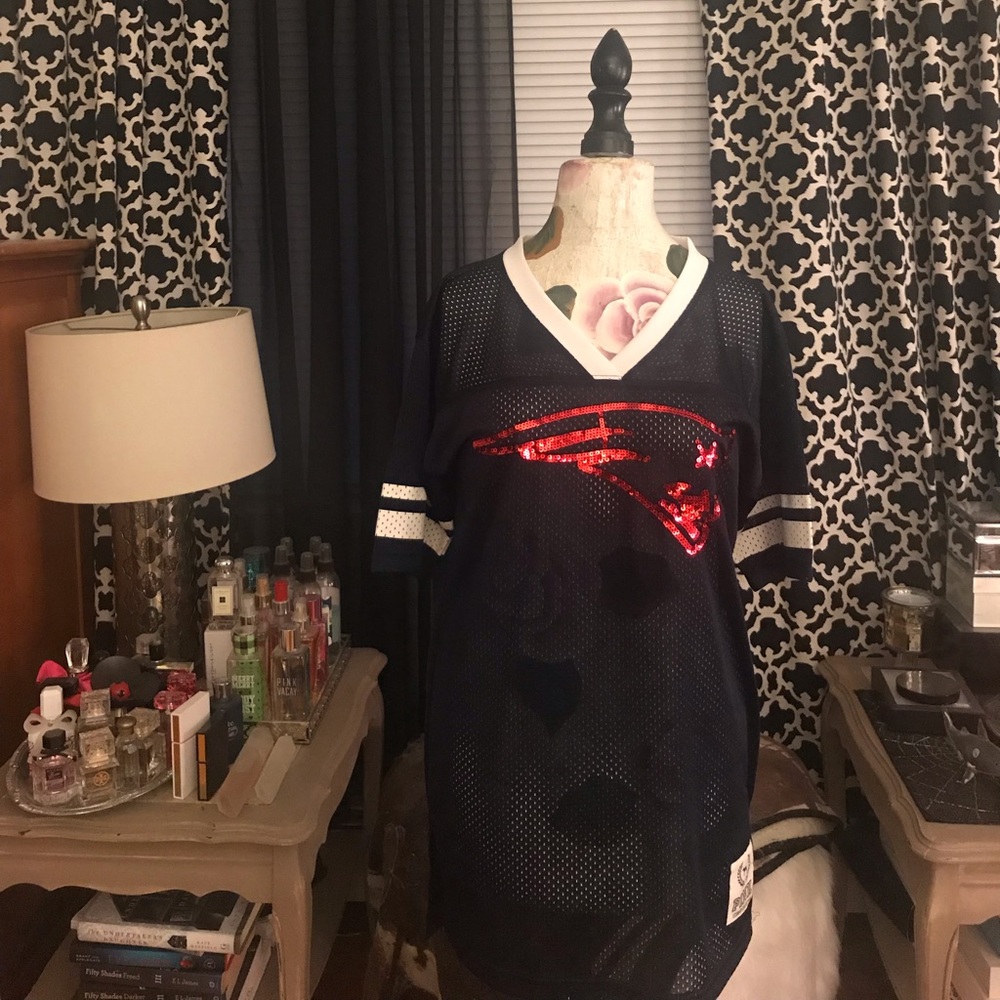 NWOT Vs Pink New England Patriots Sequin Jersey